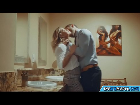 ❤️ Amikor egy bögyös szőke elcsábít egy nyilvános WC-ben ☑ Orosz pornó at hu.downloadassertion.top ❌️❤
